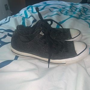 Black glitter low top converse VGUC size 9